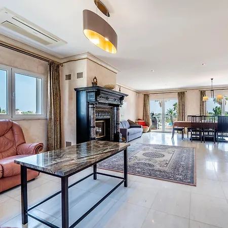 Mar Villa *